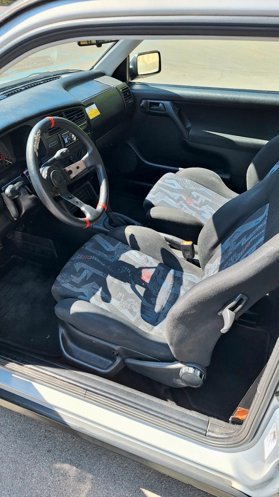 Volkswagen Golf 1.6 GT Special - Unico Propr.