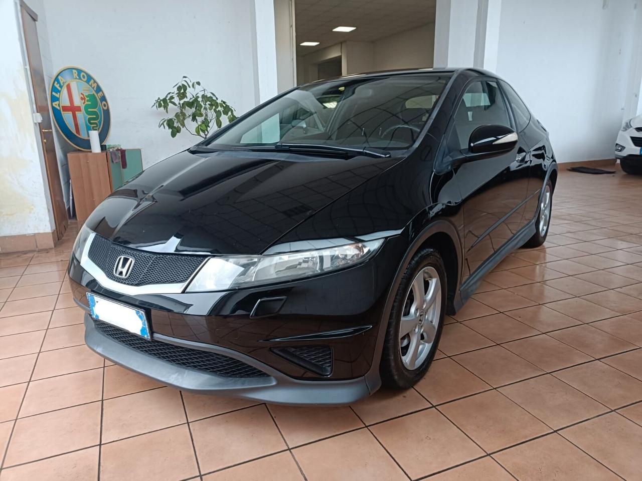 Honda Civic 3p 1.4 i-vtec Type-S (spyce), adatta anche a neop.