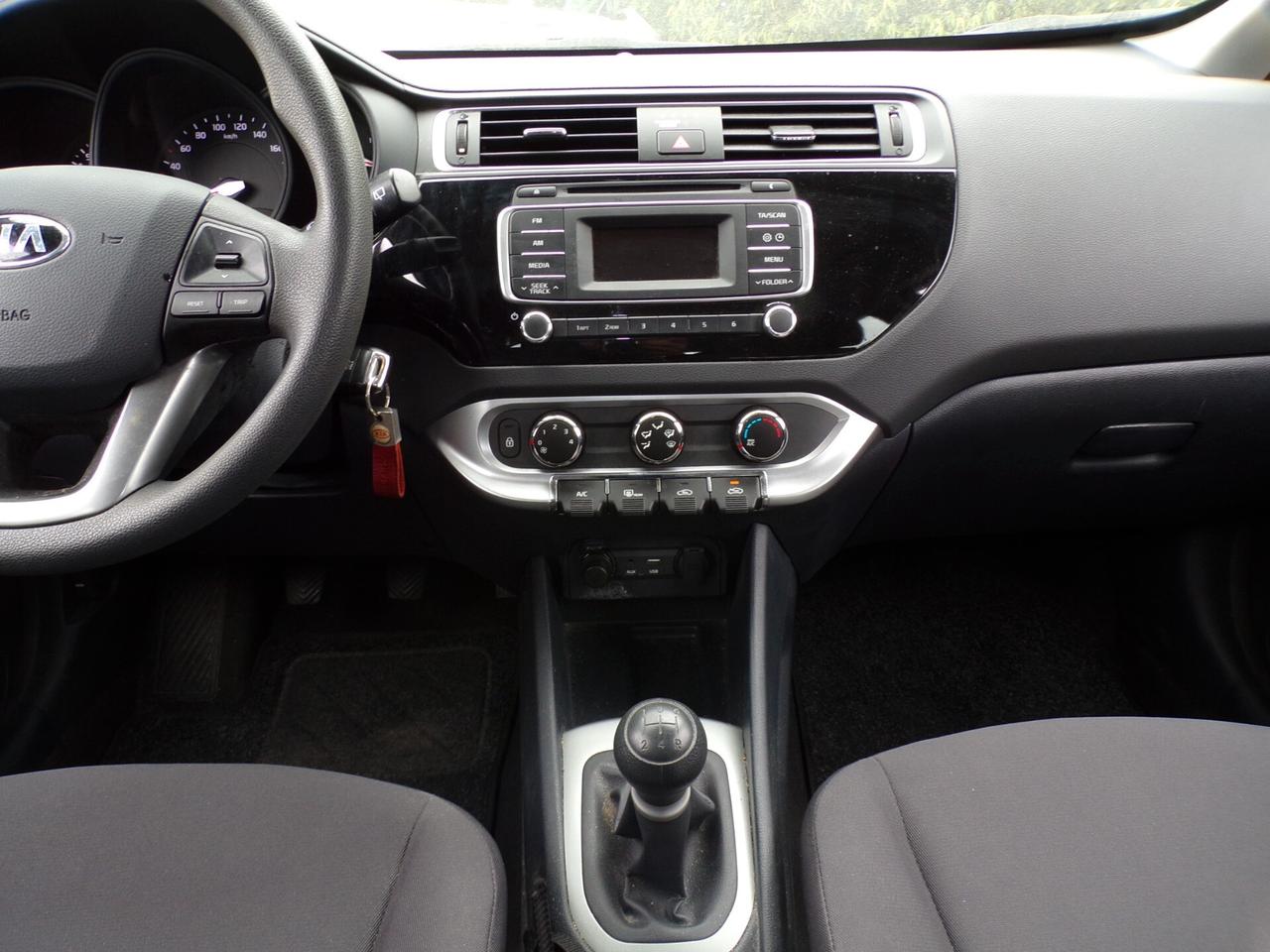 Kia Rio 1.2 CVVT 5p. Cool