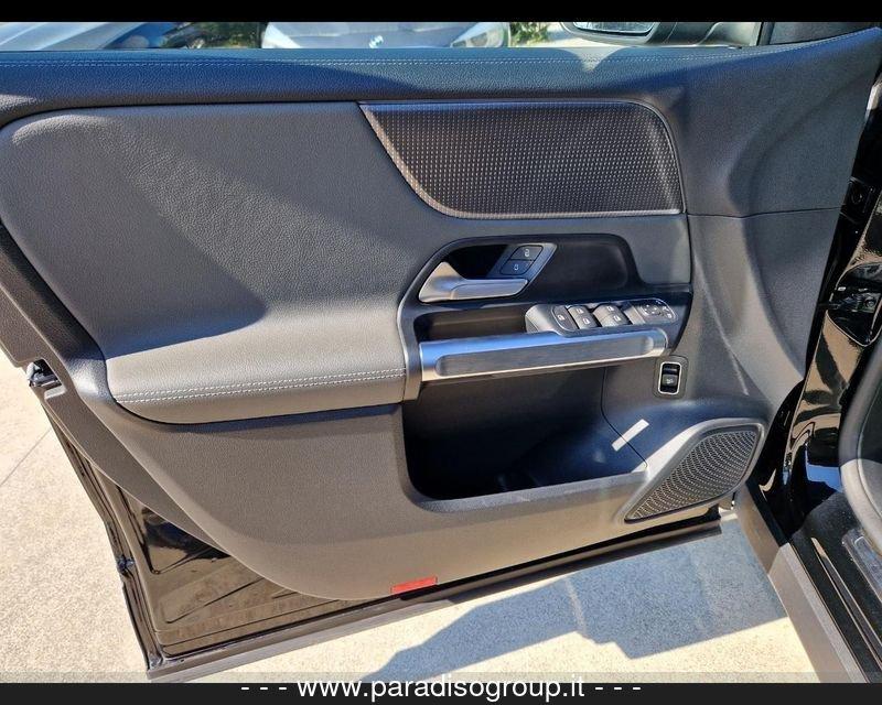Mercedes-Benz EQB 2436 300 4MATIC