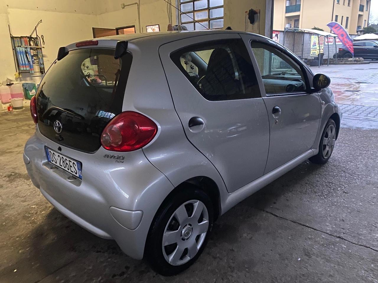 Toyota Aygo 1.0 12V VVT-i 5 porte Now neopatentati