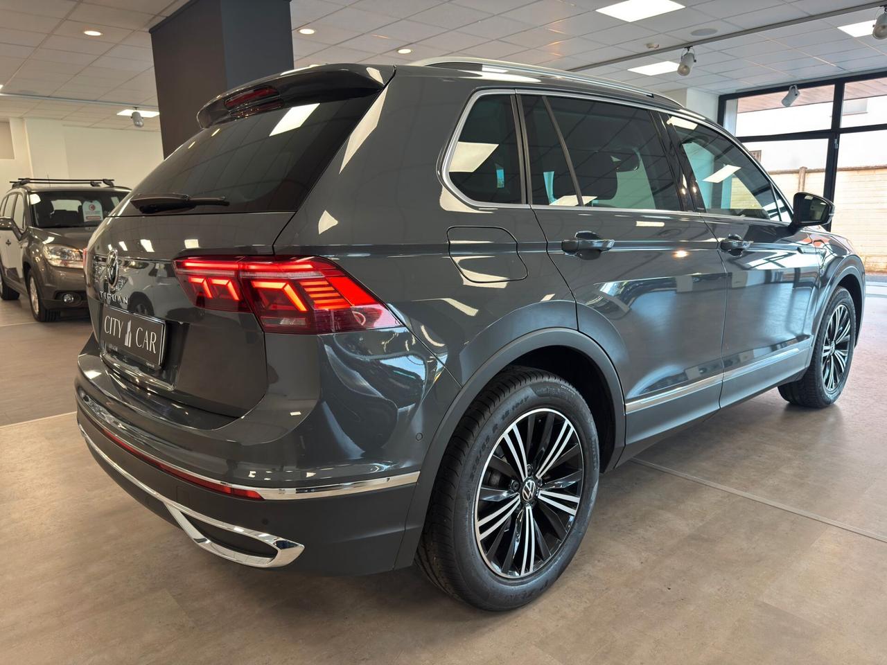 Volkswagen Tiguan 2.0 TDI 150 CV SCR DSG Elegance