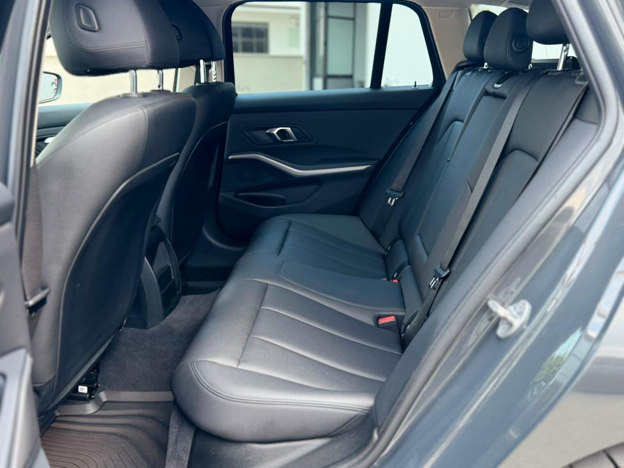 Bmw 320d 48V Touring Sport Condizioni da Vetrina