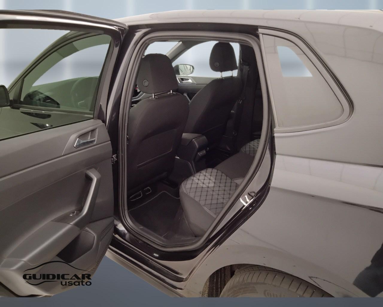 VOLKSWAGEN Polo VI 2022 - Polo 1.0 tsi R-Line 95cv
