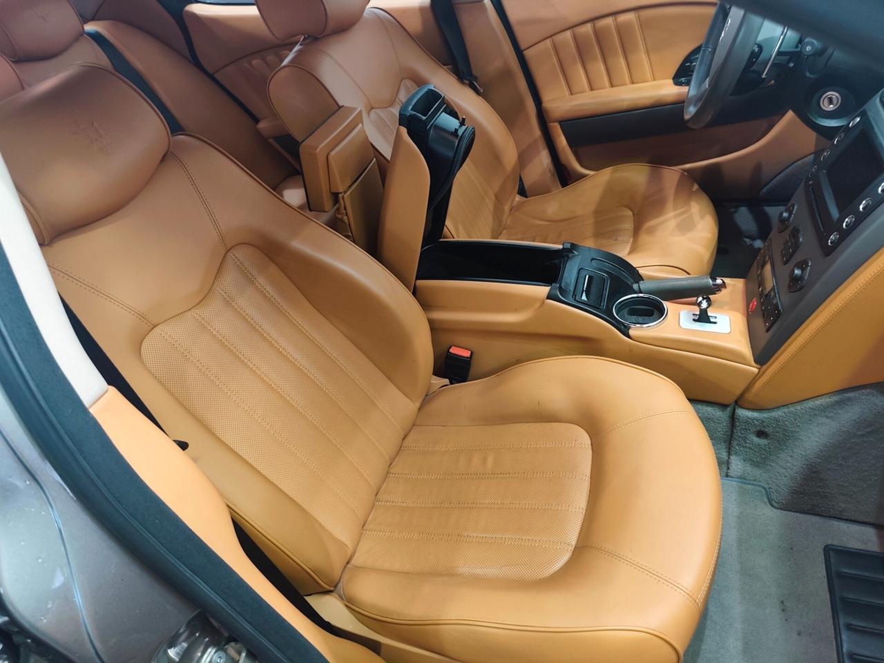 Maserati Quattroporte 4.2 V8