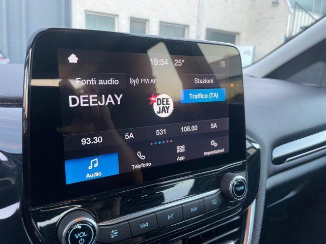 FORD Fiesta 1.1BENZ 75 CV 5 porte Titanium OK NEOPATENTATI