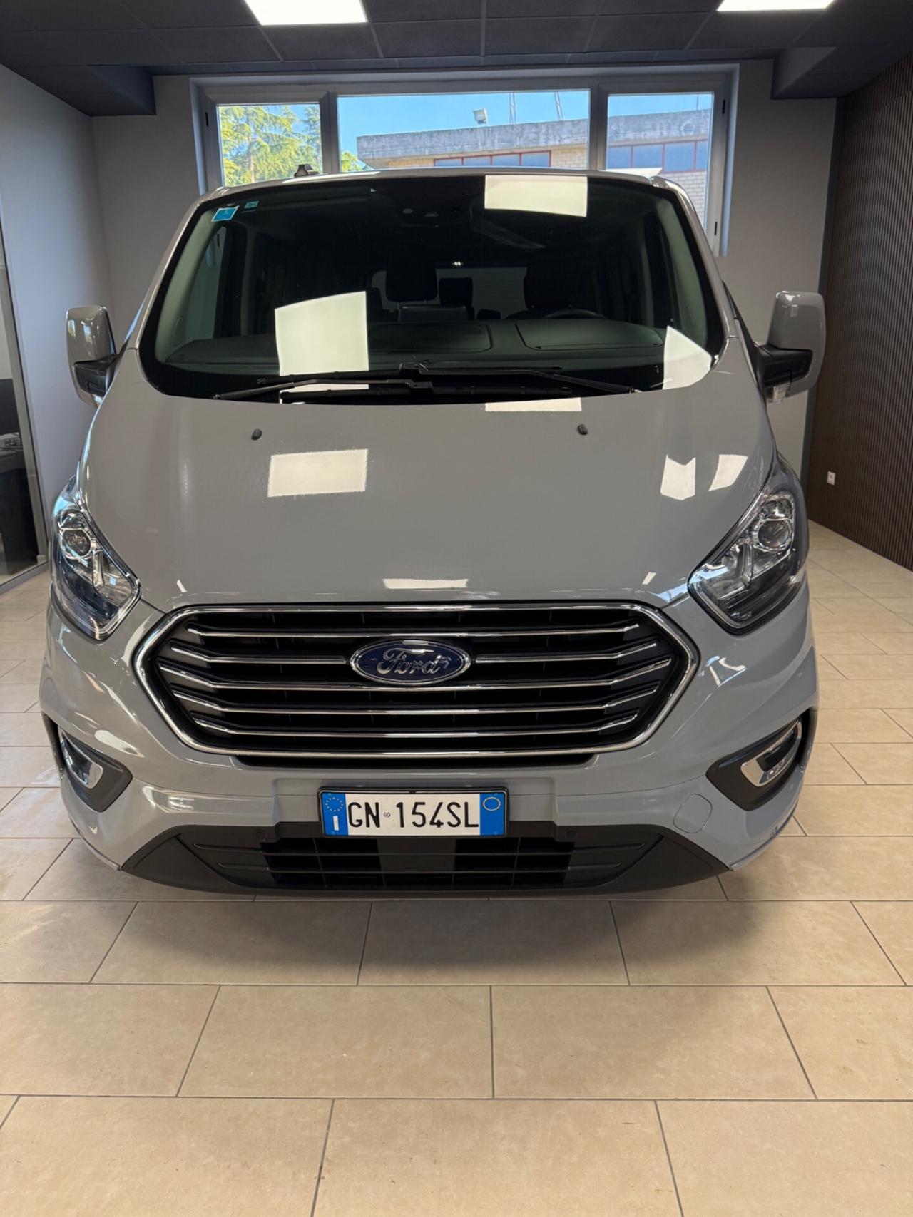 Ford Tourneo Custom 9 posti 150CV MHEV PC Titanium