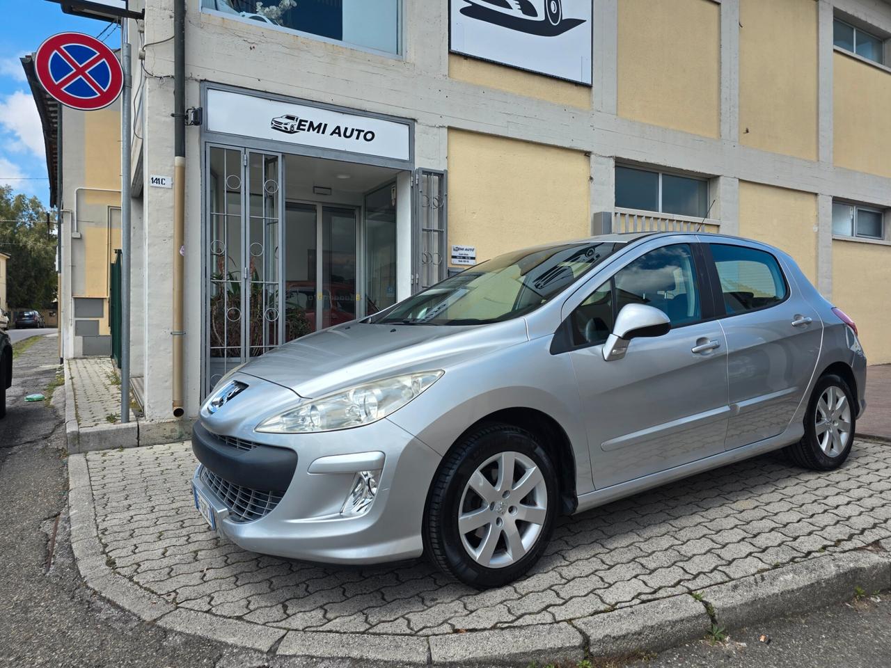 Peugeot 308 1.6 HDi 150CV 5p. Allure