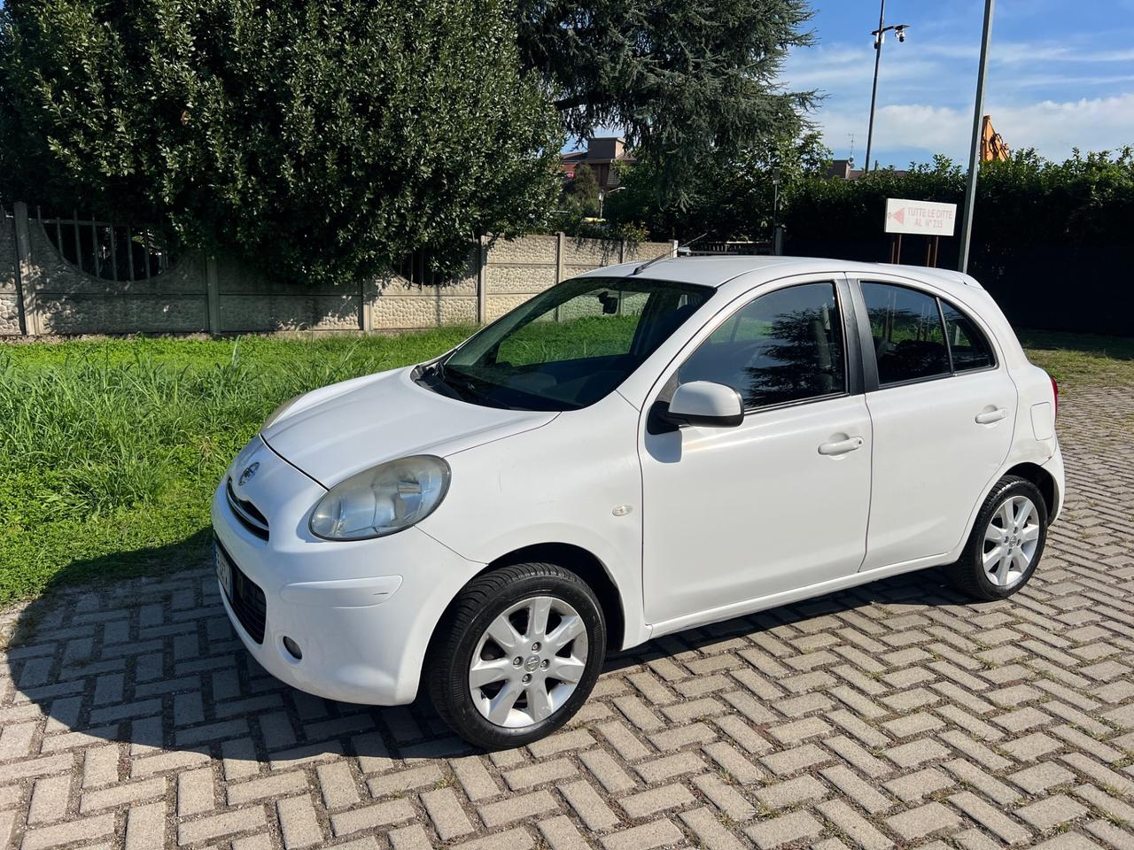 Nissan Micra 1.2 12V 5 porte Tekna