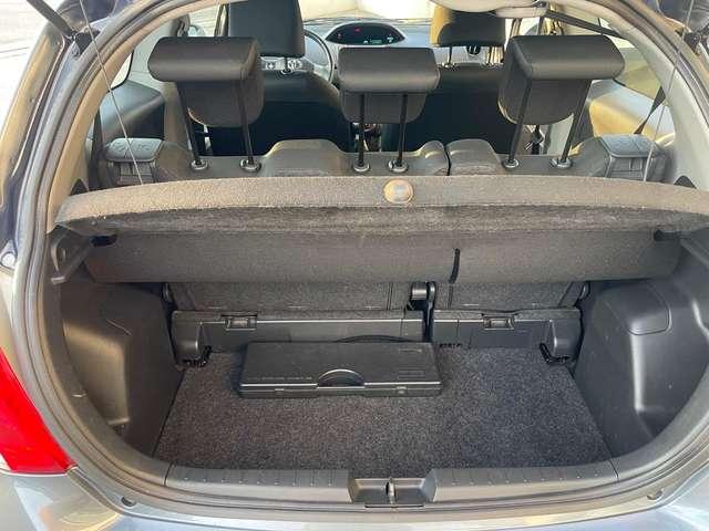 Toyota Yaris Yaris II 2005 3p 1.0