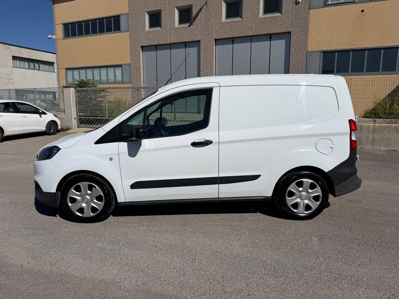 Ford Transit Courier 2021 Diesel