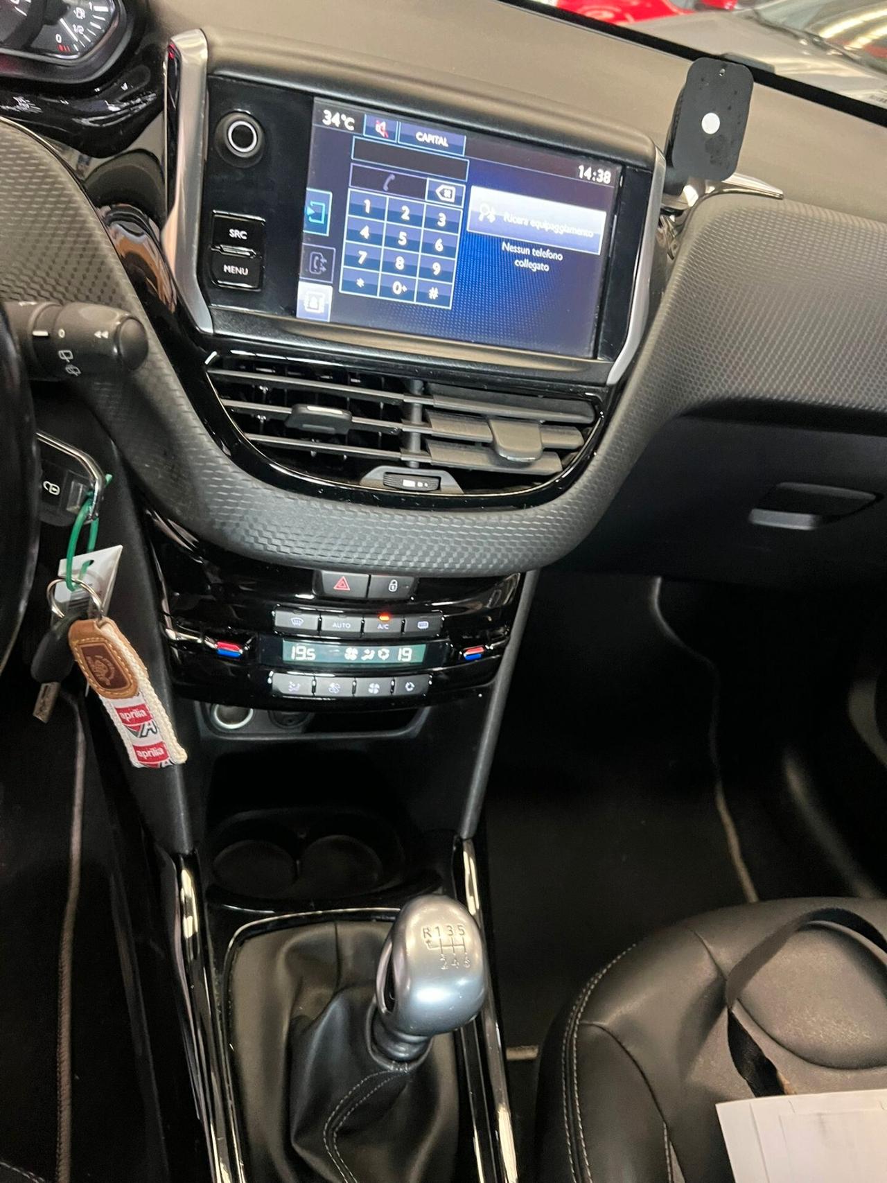 Peugeot 2008 BlueHDi 100 Black Matt GT- unico proprietario