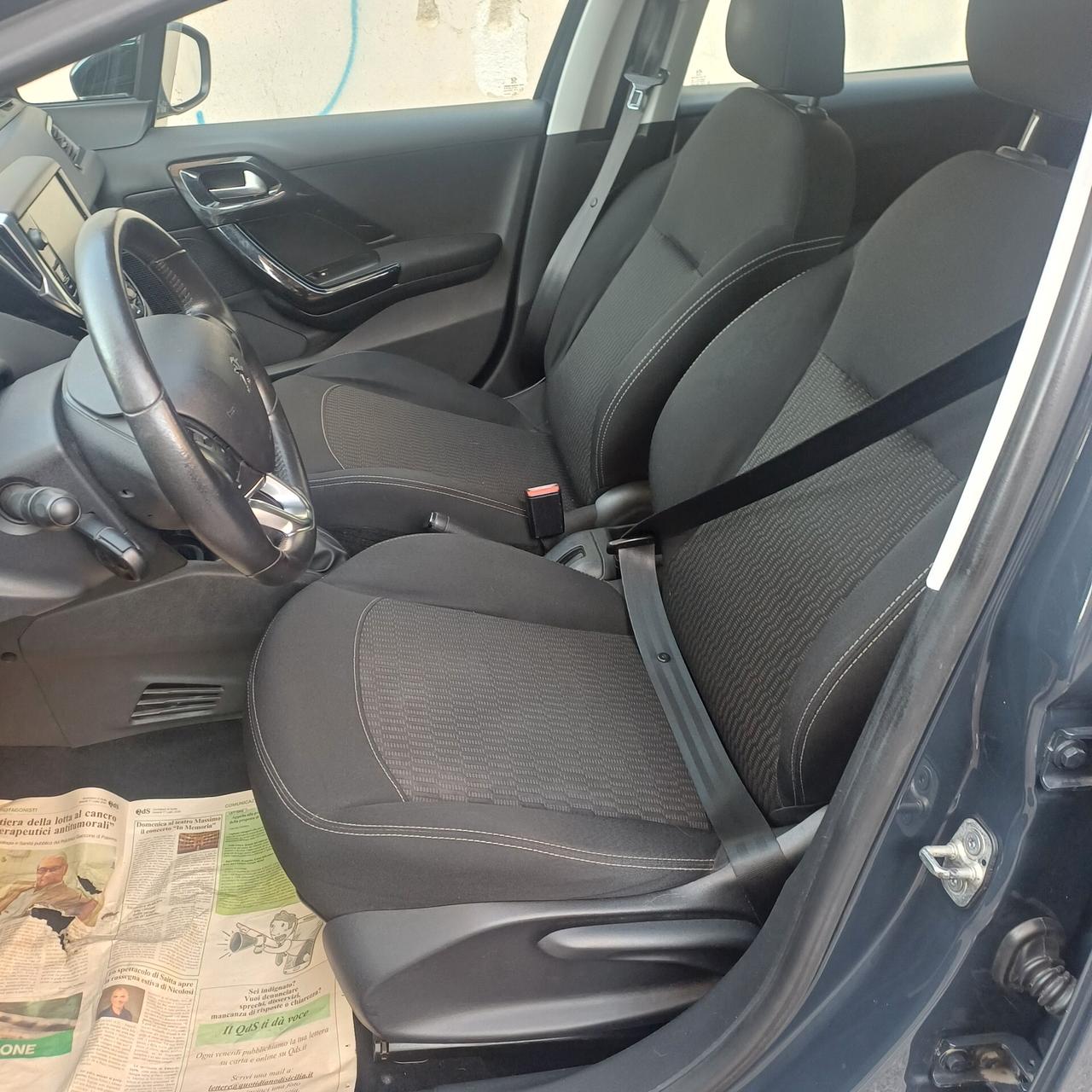 Peugeot 208 PureTech 82 5p. GPL Active