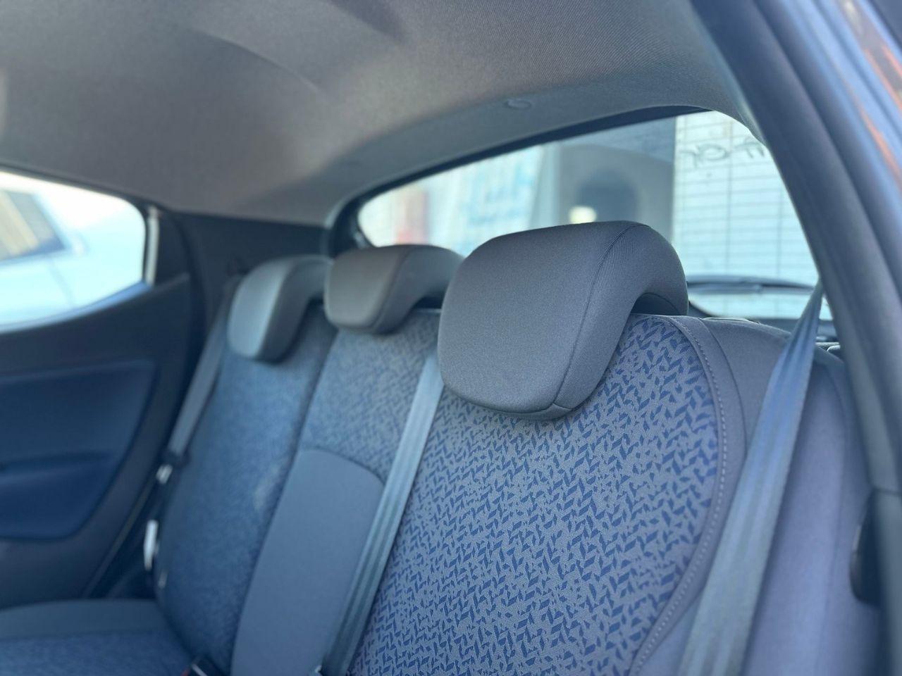 LANCIA Ypsilon III 2021 - Ypsilon 1.0 firefly hybrid Silver s&s 70cv