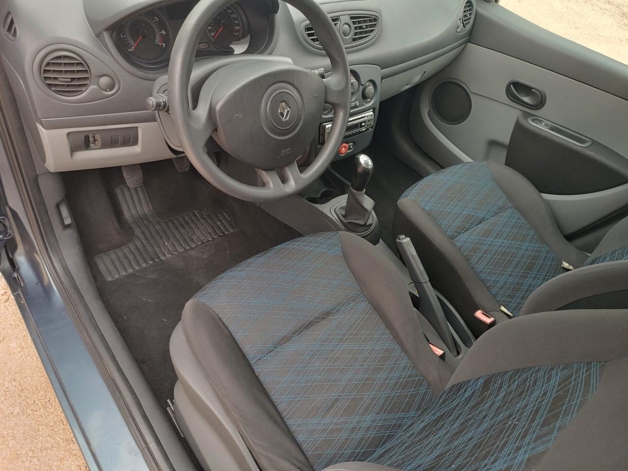 Renault Clio 1.2 16V garanzia