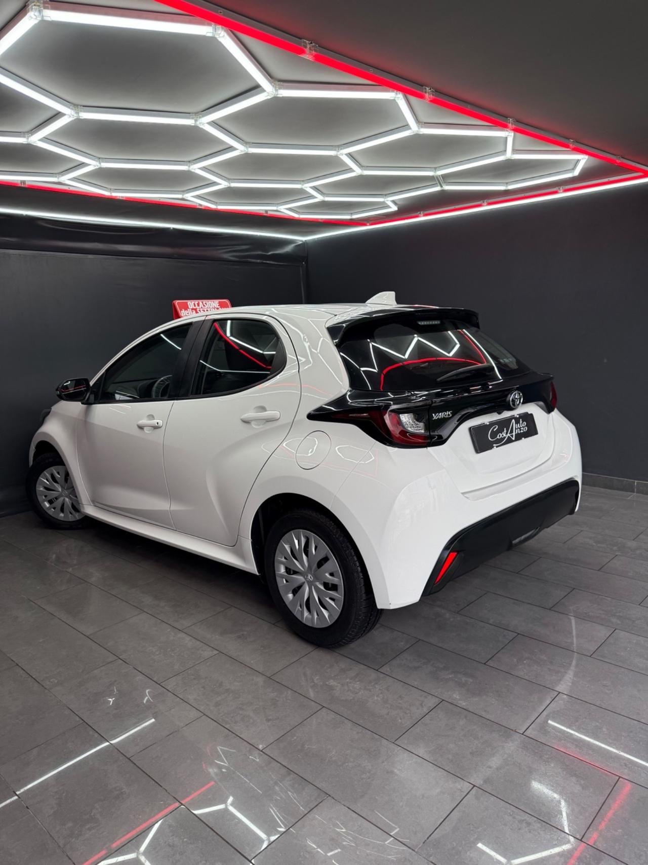 Toyota Yaris 1.0 Benzina Trend 2023 NUOVA