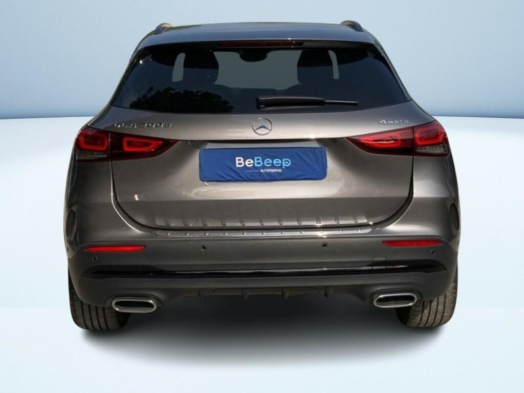 Mercedes GLA 200 200 D Premium 4Matic 8G-DCT