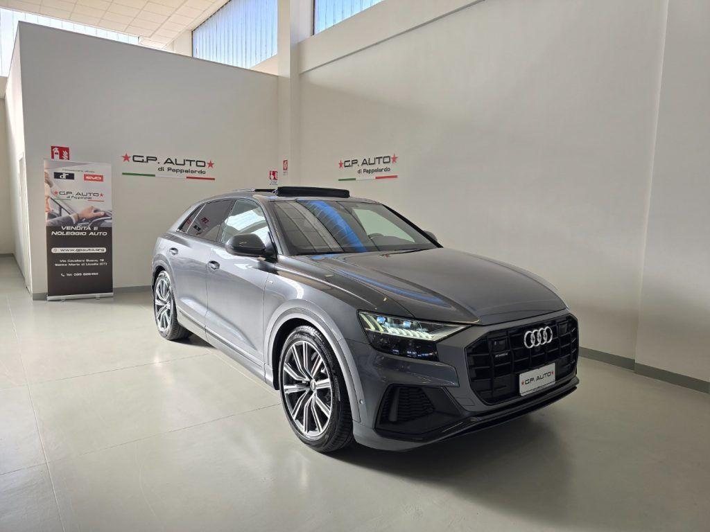 Audi Q8 50 TDI 286 CV quattro tiptronic Sport + Tetto