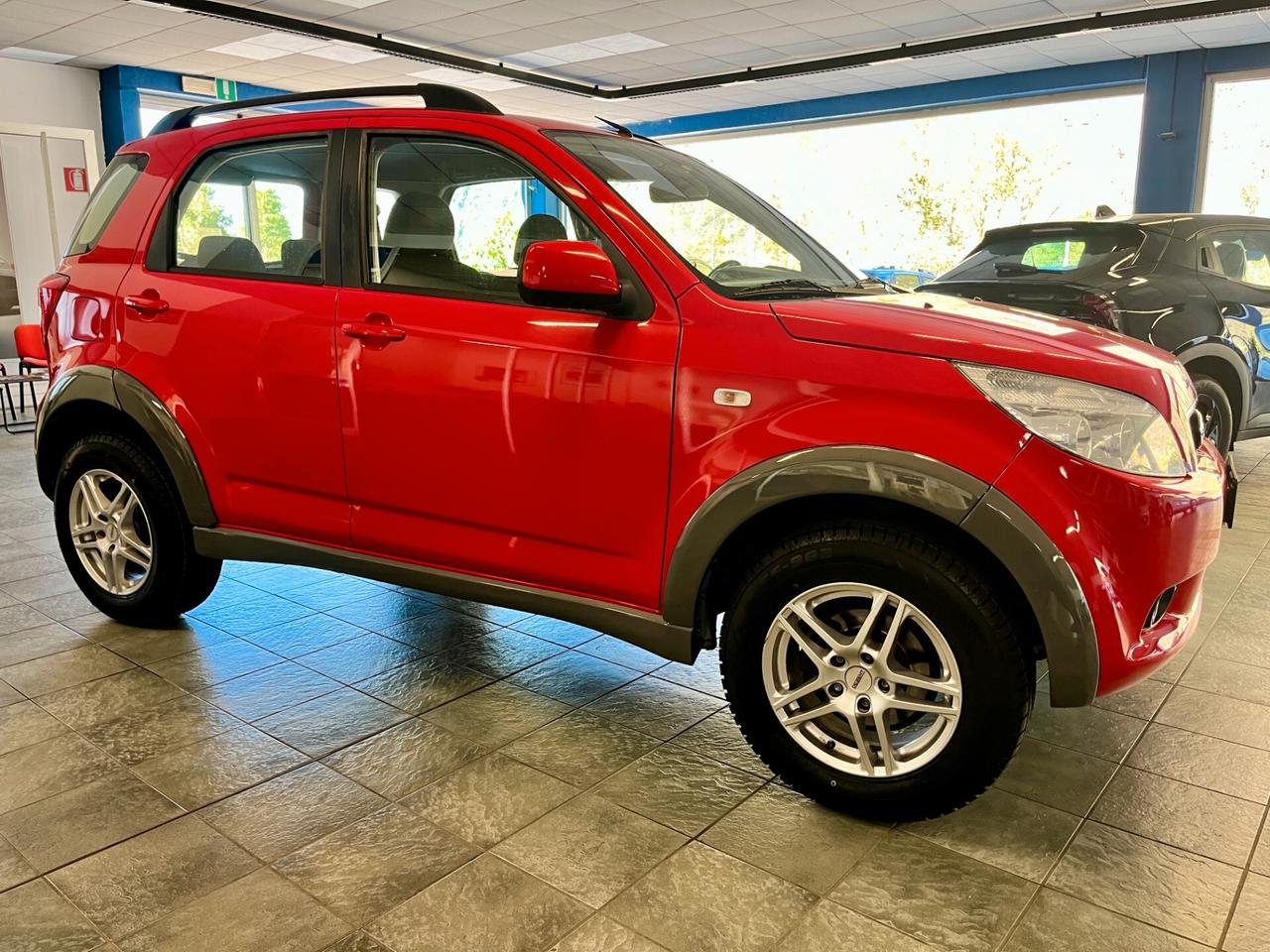 Daihatsu Terios 1.5 4X4 SX O/F-NEOPATENTATI-