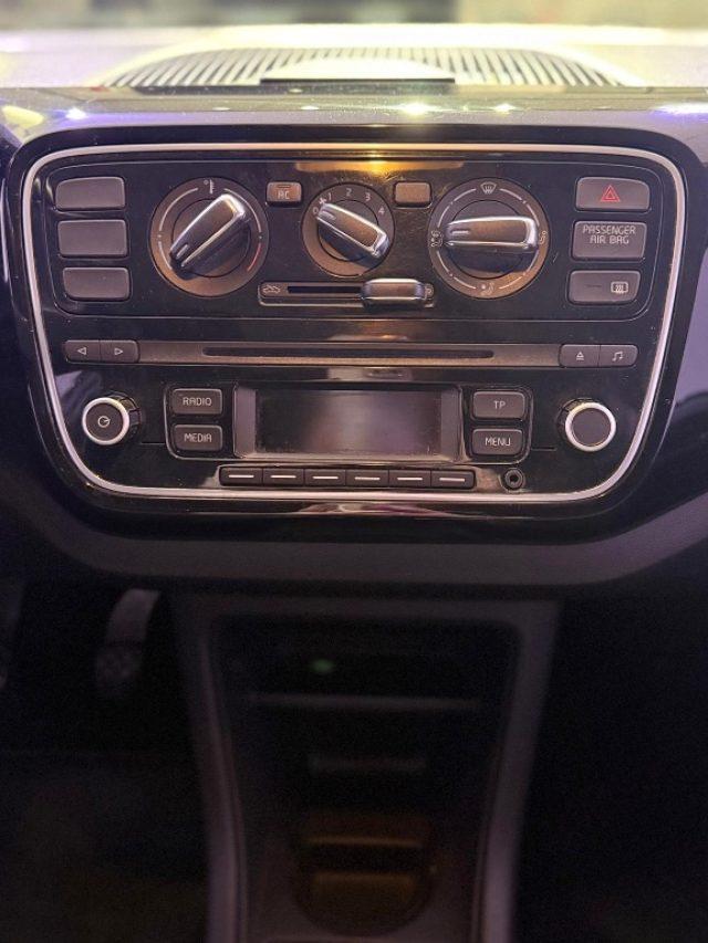 VOLKSWAGEN up! 1.0 75 CV 3 porte high up!