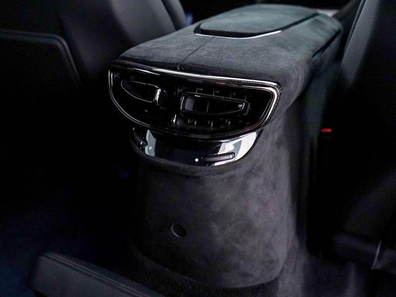 Ferrari Purosangue 6.5 V12 F1 DCT 4WD