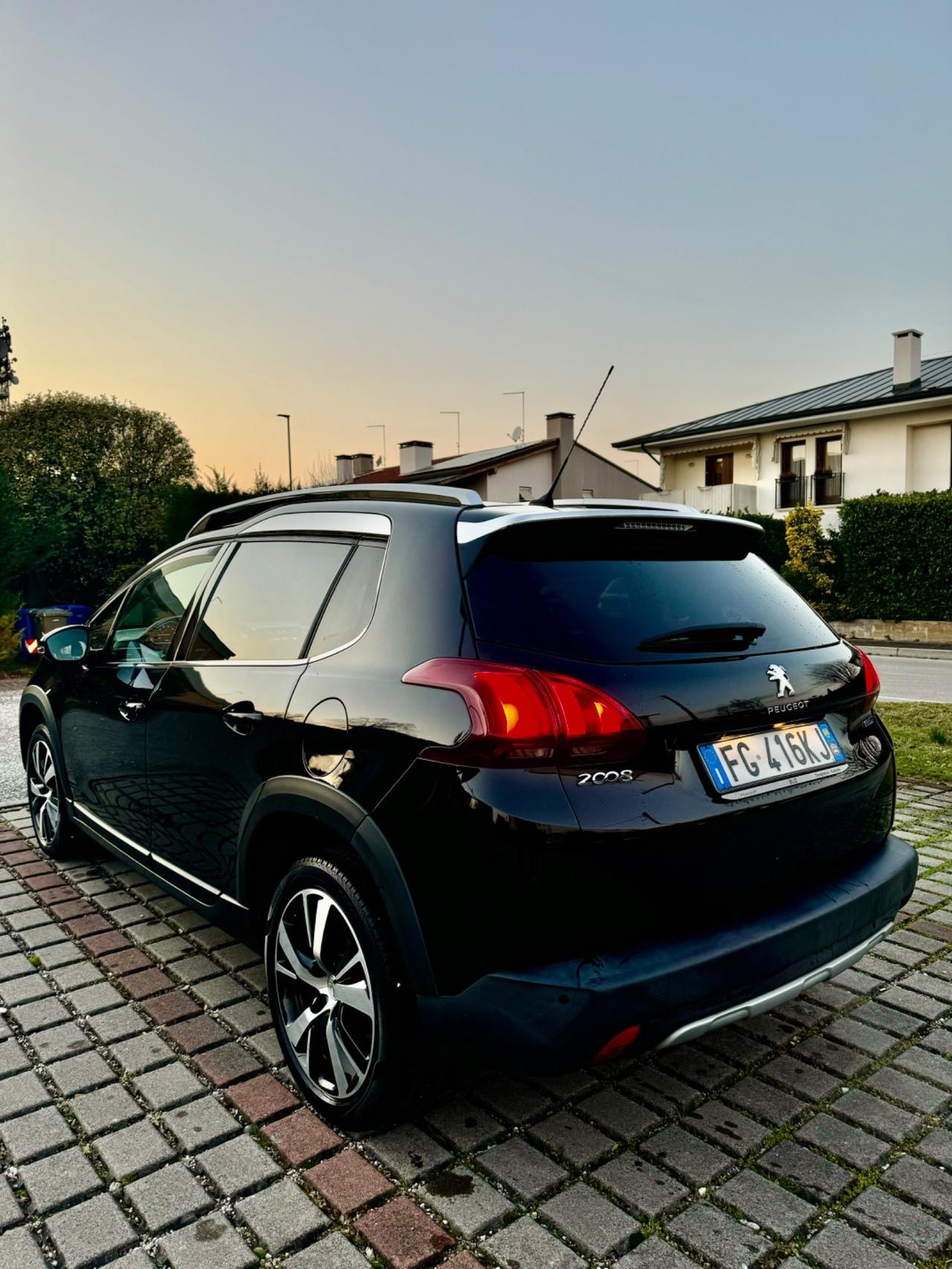 Peugeot 2008 PureTech Turbo 110 S&S GT Line