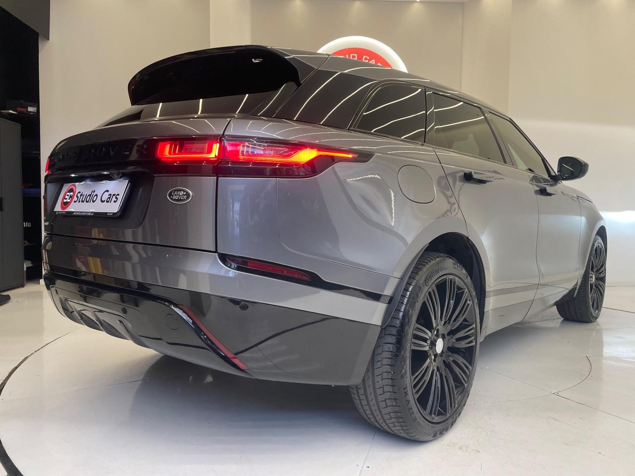 Land Rover Range Velar 2.0D I4 240 CV R-Dynamic