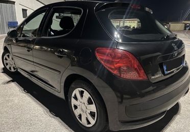 OCCASION E) Peugeot 207 1.4HDI X Neopatentati