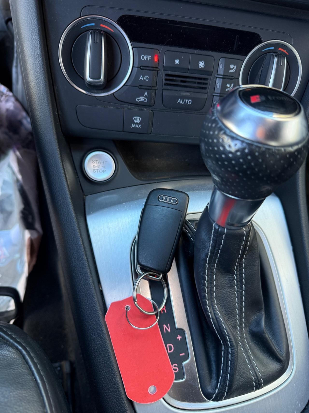 Audi Q3 2.0 TDI 150 CV S tronic Sline