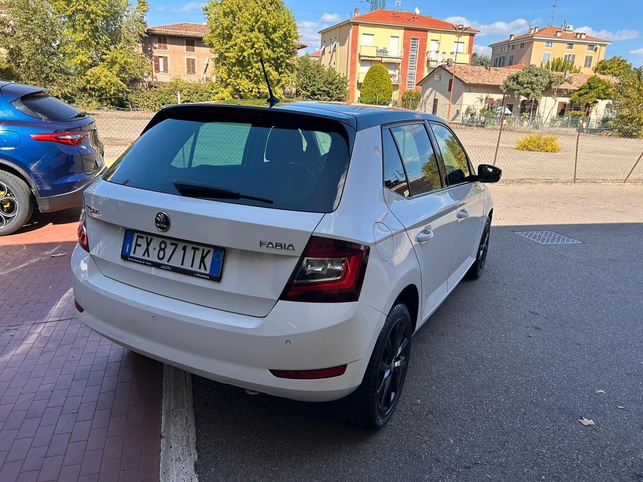 Skoda Fabia 2019 1.0 BenzinaTwin Color 120.000 KM