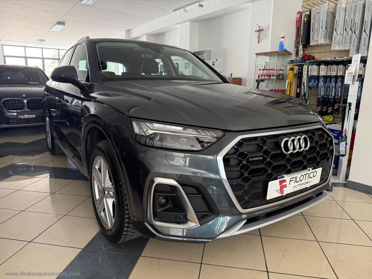 AUDI Q5 40 TDI 204CV qu. S tr. S line MATRIX - LUCI AMBIENTE FULL
