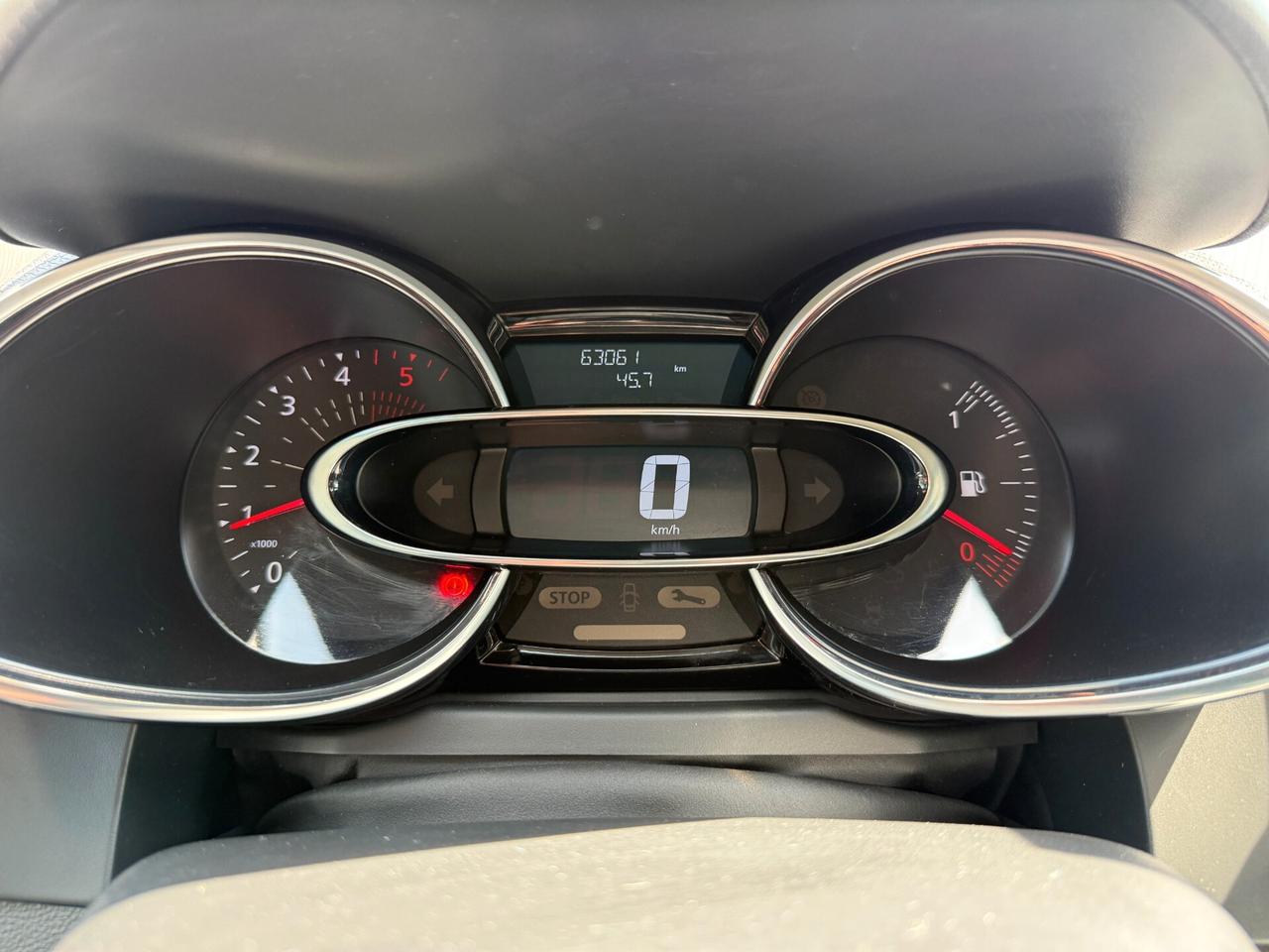 Renault Clio dCi 8V 75 CV 5 porte Moschino Intens