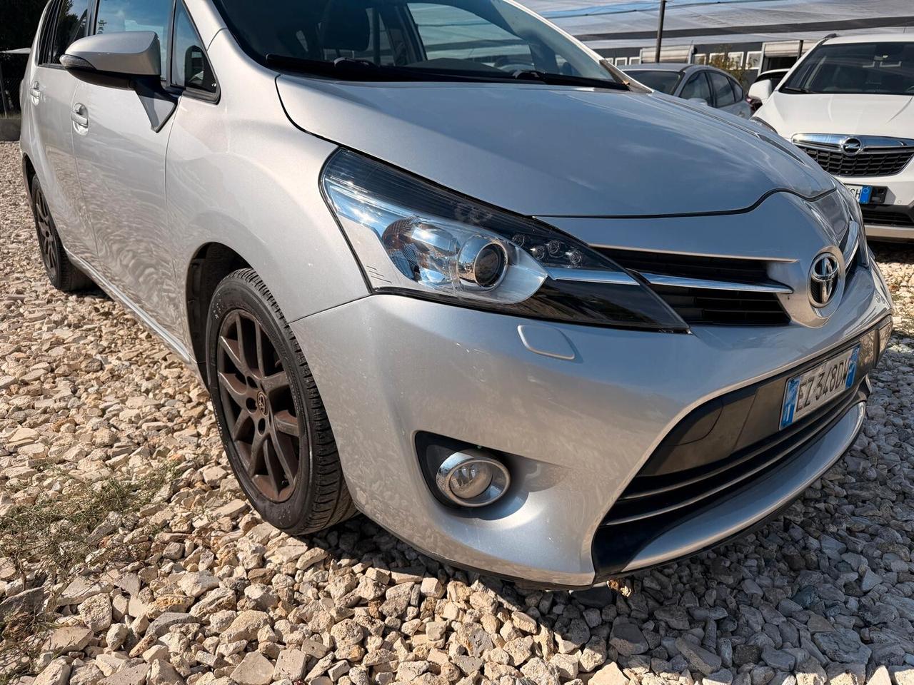 Toyota Verso 1.6 D-4D Style