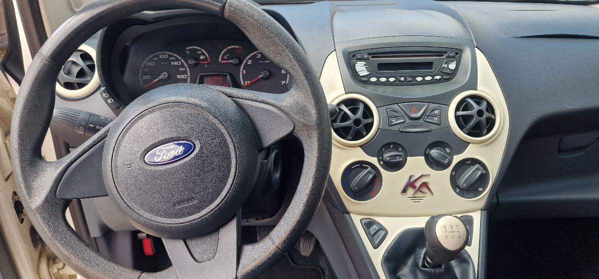 FORD Ka 1.2 8V 69CV Titanium Plus
