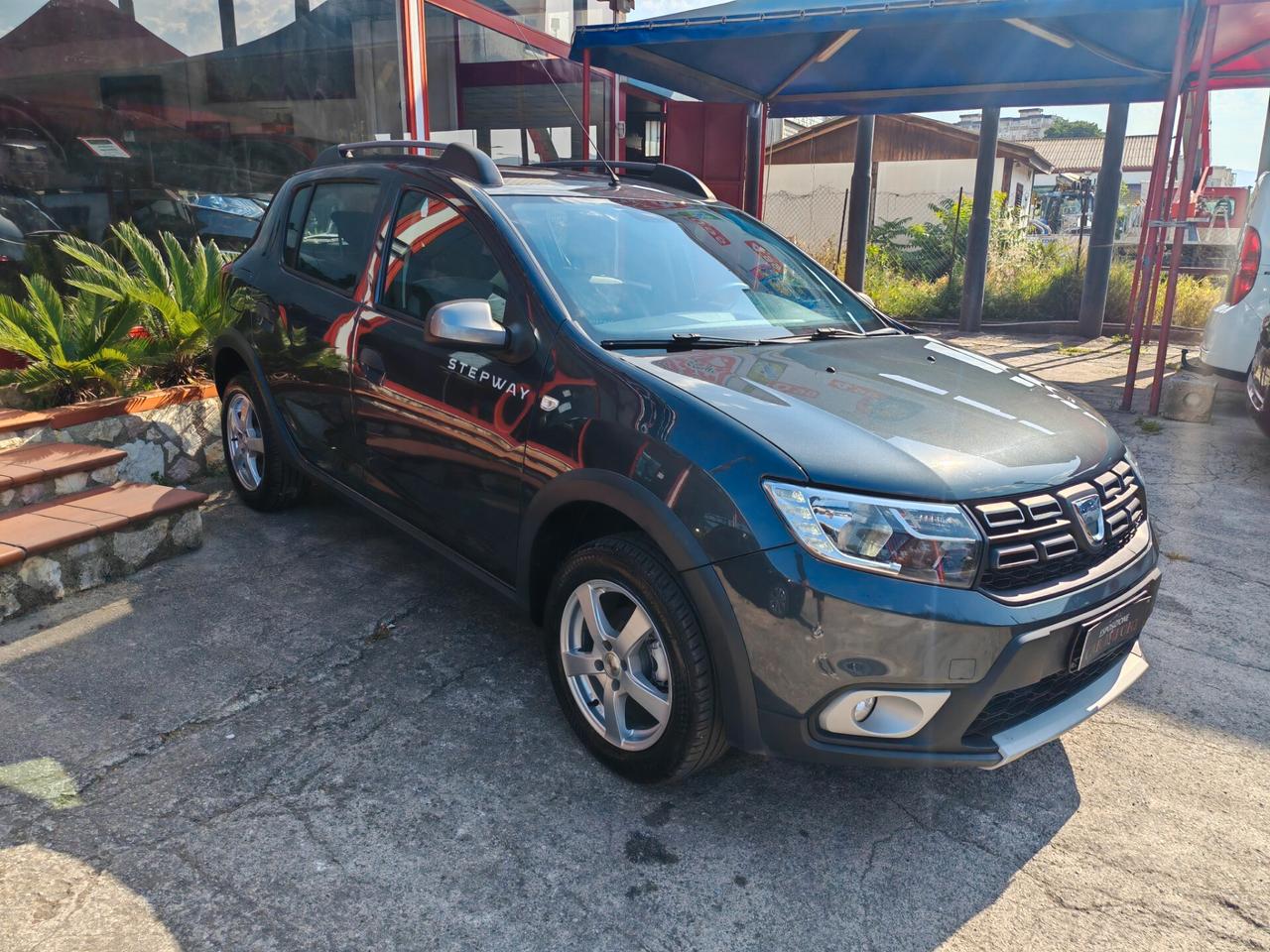 Dacia Sandero Stepway 1.5 diesel 03/2017 CV90 cambio automatico