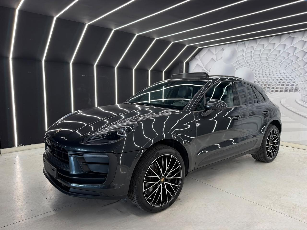 Porsche Macan 2.0 - KM CERTIFICATI-12 MESI GARANZIA-PERMUTE
