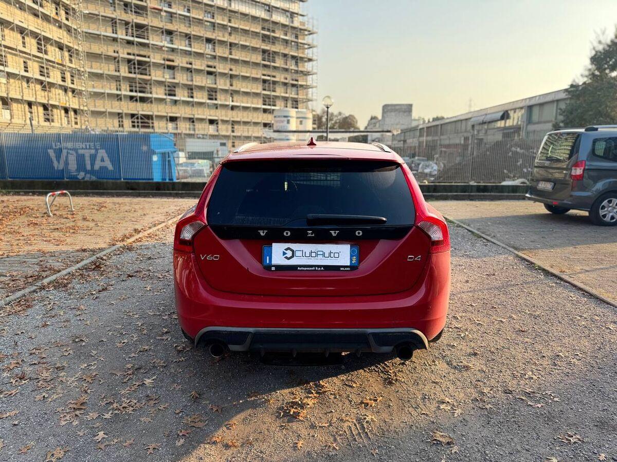 Volvo V60 2.0 d4 ved (d3) R-design geartronic