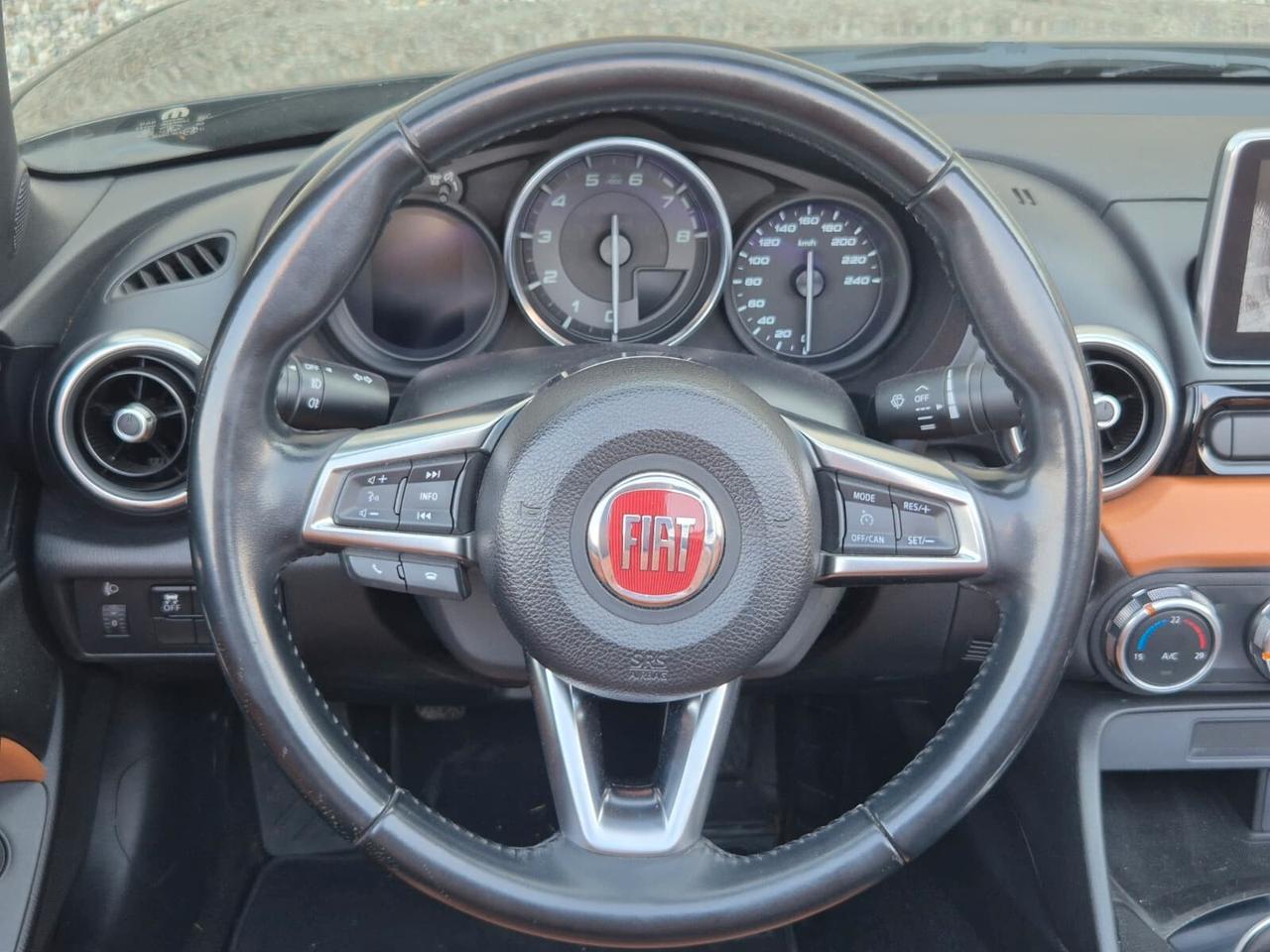 Fiat 124 Spider