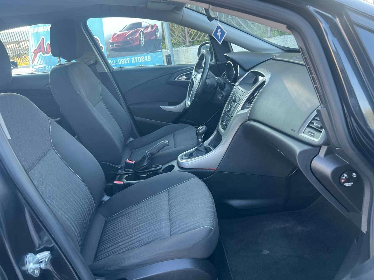 Opel Astra 1.7 CDTI 110CV 5 porte