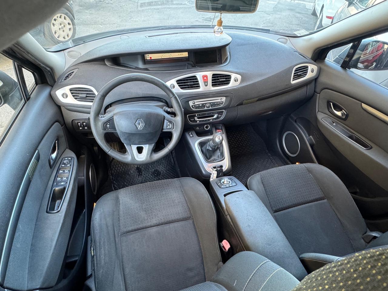 Renault Scenic Scénic X-Mod 1.5 dCi 110CV Dynamique