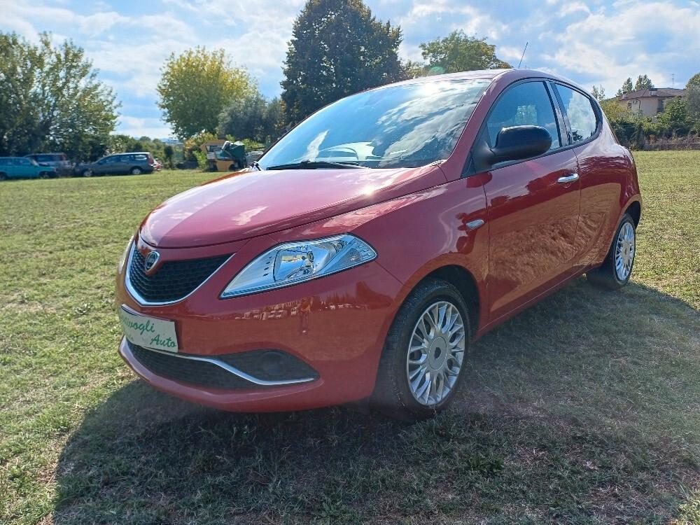 Lancia Ypsilon 1.200 Silver Km 66.000