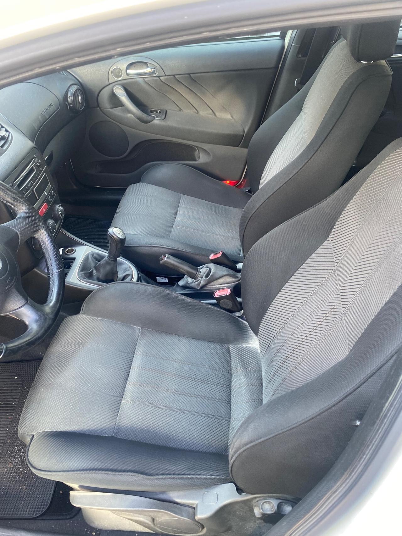 Alfa Romeo 147 1.6 16V 5p NEOPATENTATI