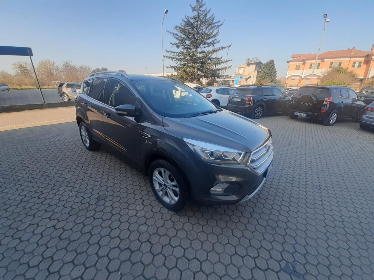 Ford Kuga 1.5 TDCI 120 CV S&S 2WD Titanium