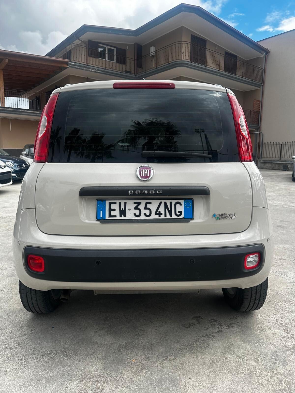 Fiat Panda 0.9 TwinAir Turbo Natural Power Lounge