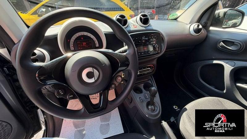 smart fortwo RATA MENSILE 244,00 EURO 70 1.0 52kW passion