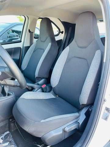 Toyota Aygo X Aygo X X 1.0 Active 72cv FORMULA SUMMER