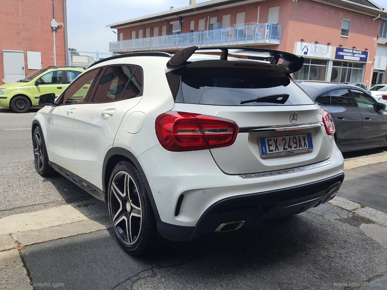 MERCEDES-BENZ GLA 200 CDI Automatic 4Matic Premium