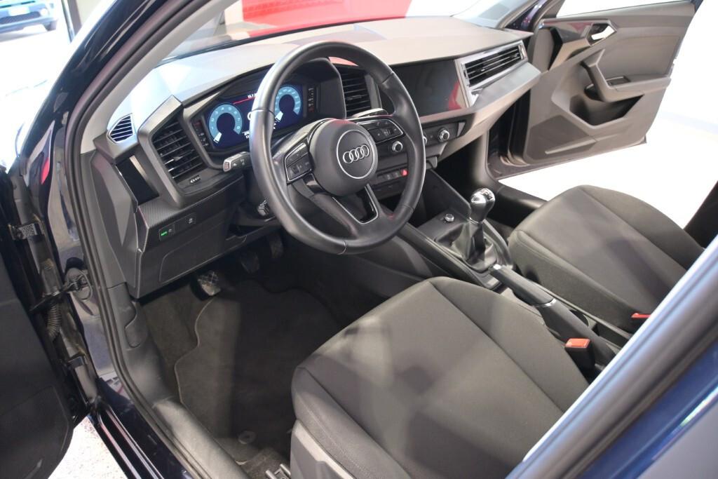 AUDI A1 SBK 95CV ATTRACTION *2022