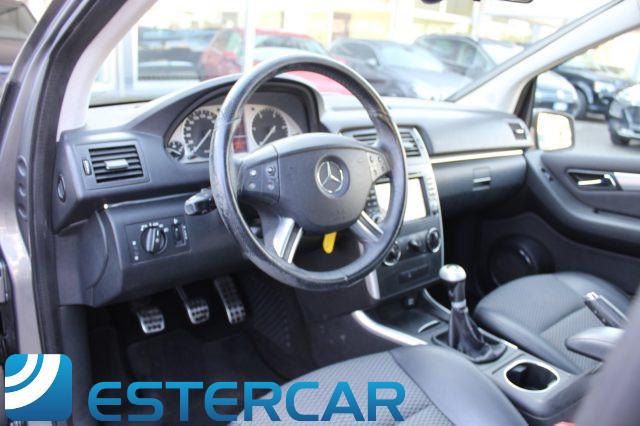 MERCEDES-BENZ B 200 CDI Sport