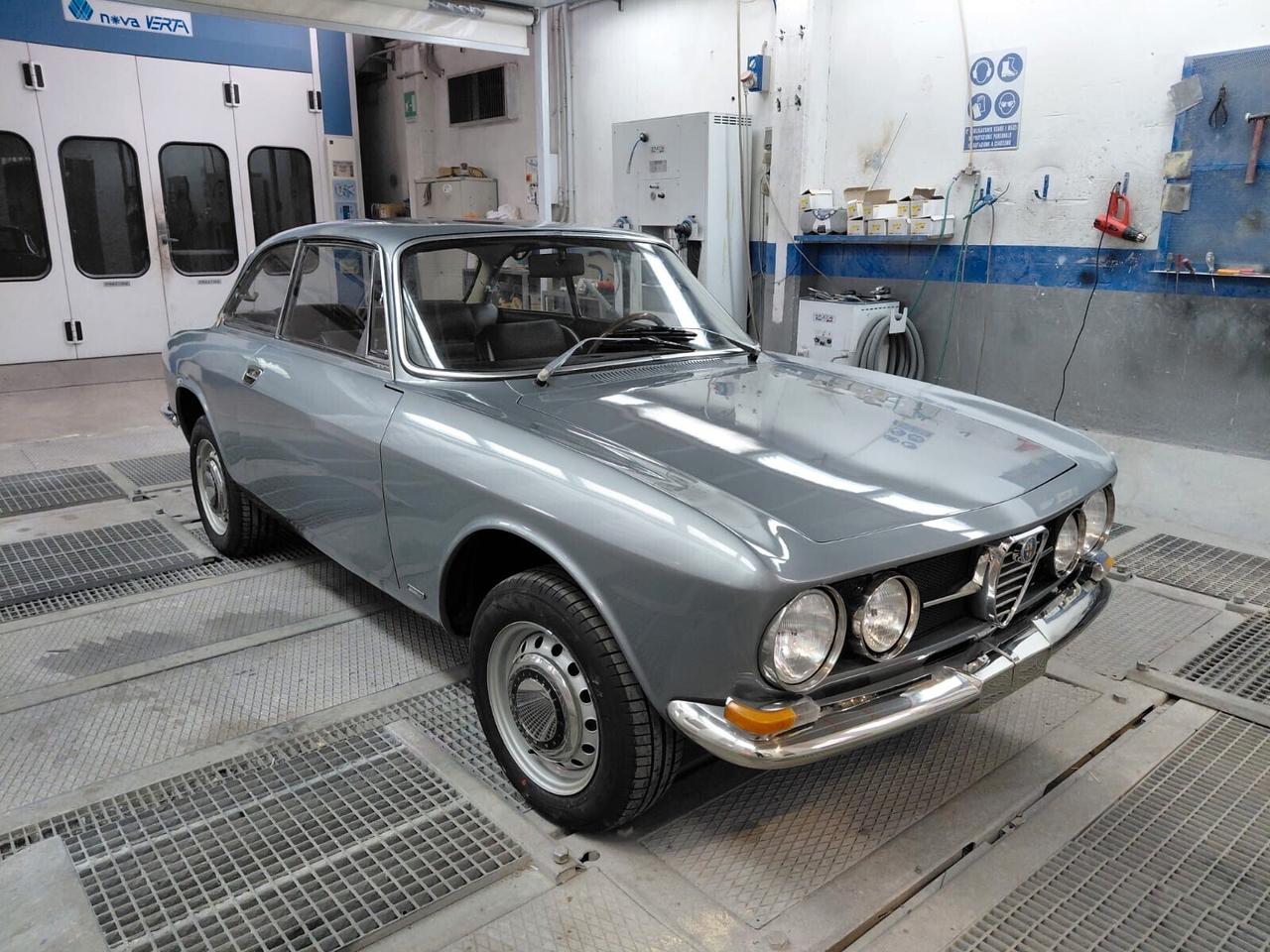 Alfa Romeo GT Veloce 1750 Quadrifoglio Oro 1° Serie del 1968